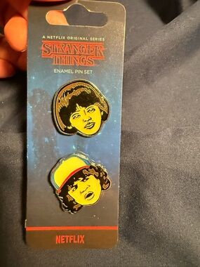 Netflix Stranger Things Yellow & Black Enamel Pin Set